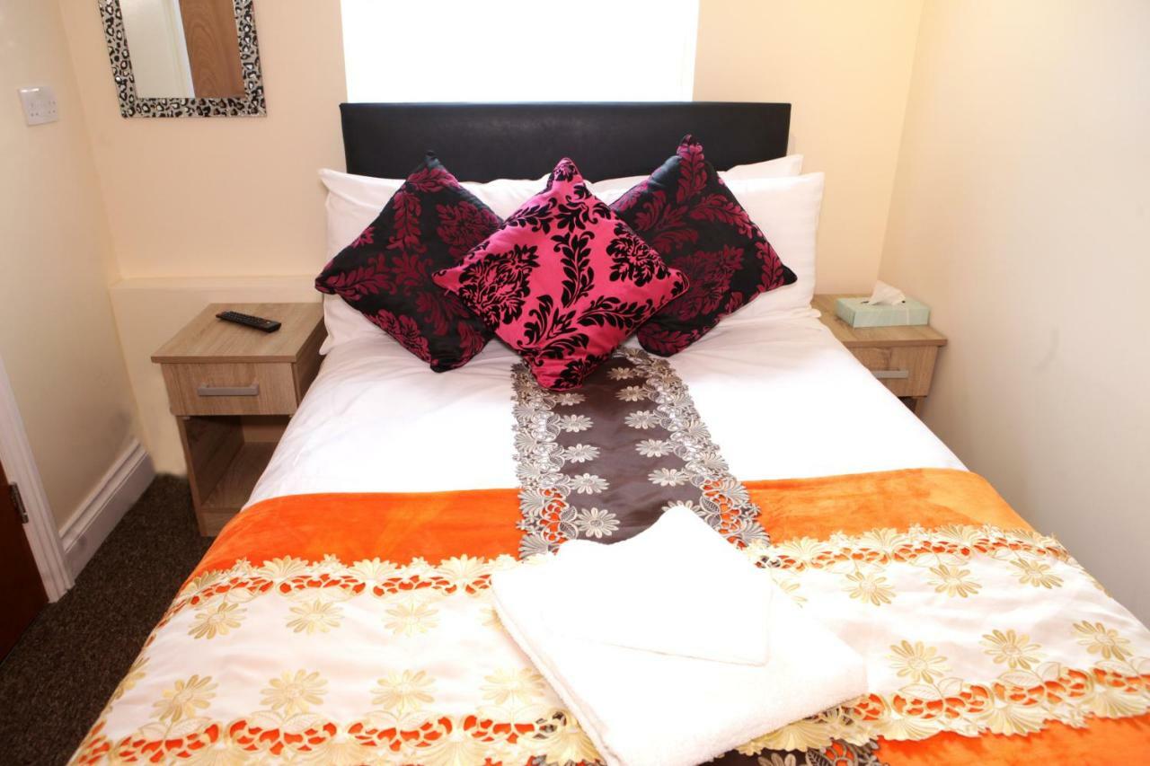 Hr Accommodation Londra Exterior foto