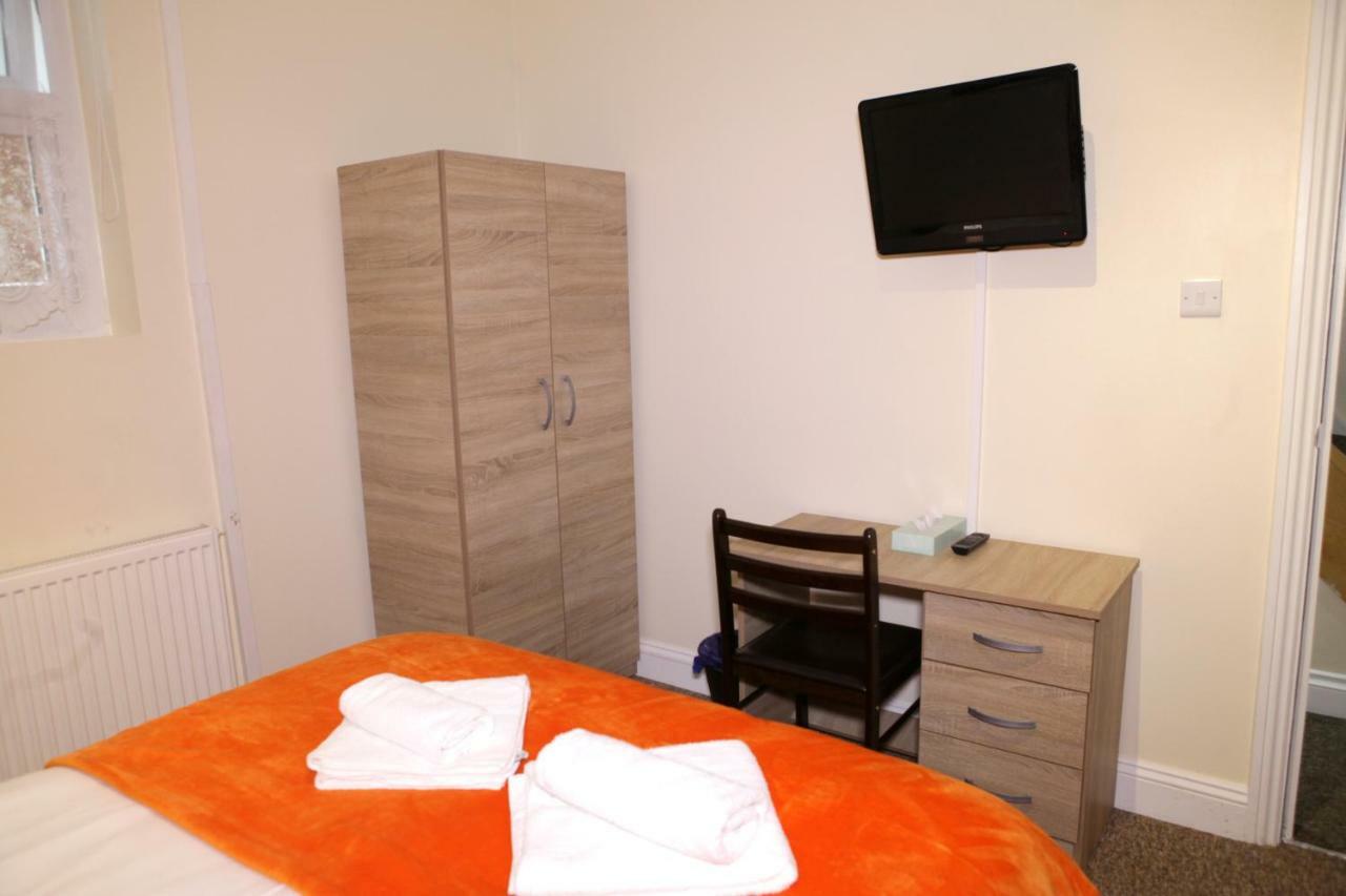 Hr Accommodation Londra Exterior foto